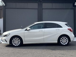 2016 Mercedes-Benz A-Класс 180 III (W176) Рестайлинг, белый, 1105000 рублей, вид 5