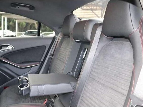 2016 Mercedes-Benz CLA 180 I (C117, X117) Рестайлинг, белый, 1520000 рублей - вид 17