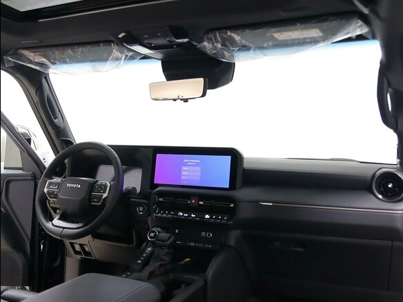 2026 Toyota Land Cruiser Prado 250 Series, чёрный - вид 11