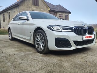 2022 BMW 5 серии Long 530Li VII (G30/G31/G38) Рестайлинг, белый, 4680000 рублей, вид 1