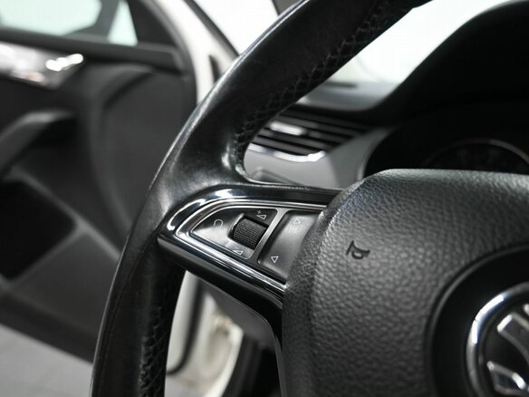 2014 Skoda Octavia III (A7), белый, 1159900 рублей - вид 10