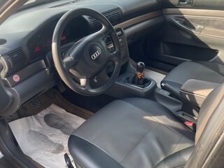2000 Audi A4 I (B5) Рестайлинг, серебристый, 350000 рублей, вид 5