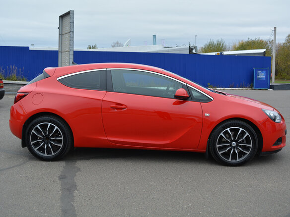 2012 Opel Astra GTC J Рестайлинг, красный - вид 3