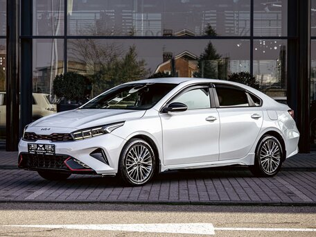 2021 Kia Cerato IV Рестайлинг, белый, 1995000 рублей, вид 1