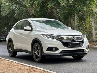 2021 Honda Vezel I Рестайлинг, белый, 1311000 рублей, вид 1