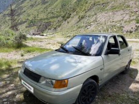2002 Lada (ВАЗ) 2110, серебристый, 155000 рублей, вид 3