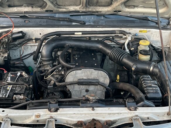 2002 Isuzu Rodeo II, серебристый, 320000 рублей - вид 15