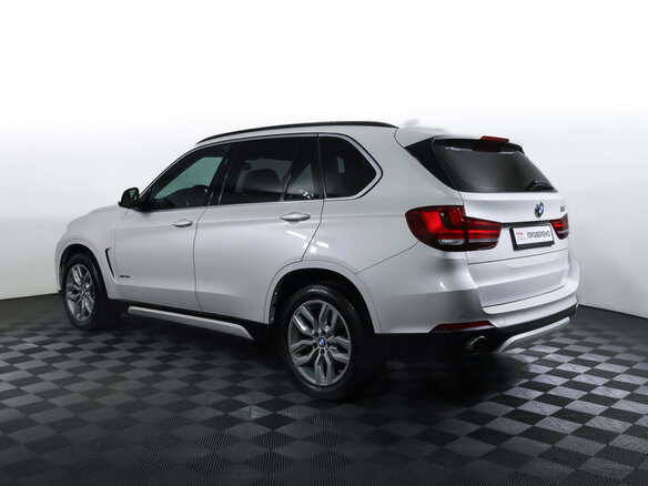 2014 BMW X5 35i III (F15), белый, 2261000 рублей - вид 6