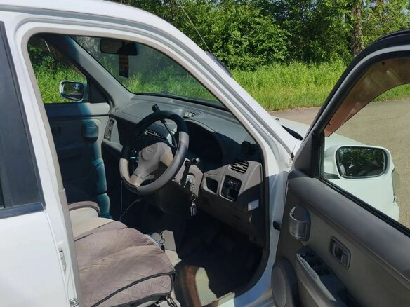 2001 Nissan Cube I Рестайлинг (Z10), белый, 310000 рублей - вид 8