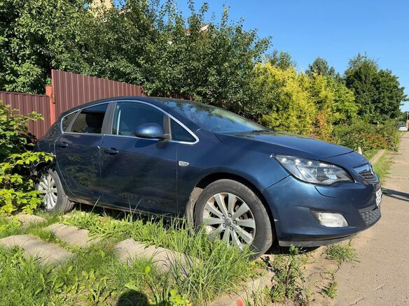 2010 Opel Astra J, синий - вид 3