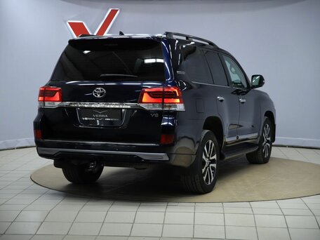 2016 Toyota Land Cruiser 200 Series Рестайлинг 2, чёрный, 6700000 рублей, вид 5