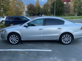 2011 Volkswagen Passat B7, серебристый, 800000 рублей, вид 1