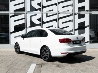 2013 Volkswagen Jetta VI, белый, 898000 рублей, вид 2