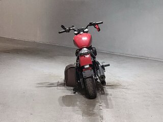 2022 Harley-Davidson Street Bob, красный, 1587000 рублей, вид 5