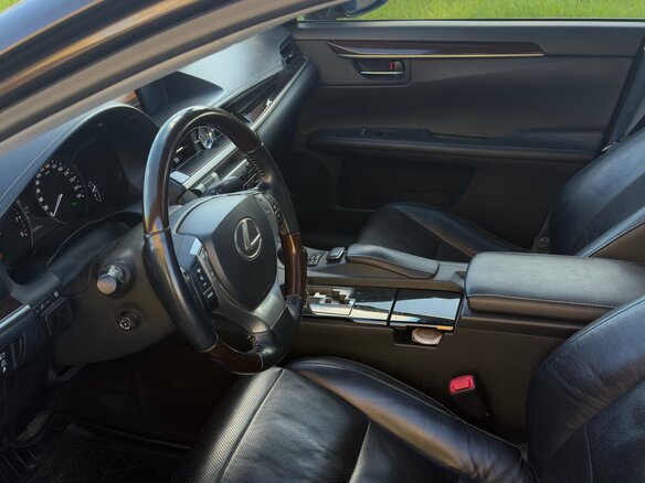 2014 Lexus ES 250 VI, золотистый, 2030000 рублей - вид 5