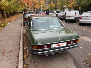 1981 Mercedes-Benz W123 300, зелёный, 380000 рублей, вид 3