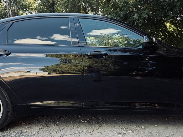 2017 Genesis G80 I, чёрный, 1660000 рублей - вид 2