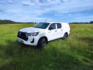 2020 Toyota Hilux VIII Рестайлинг 2, белый, 4700000 рублей, вид 1