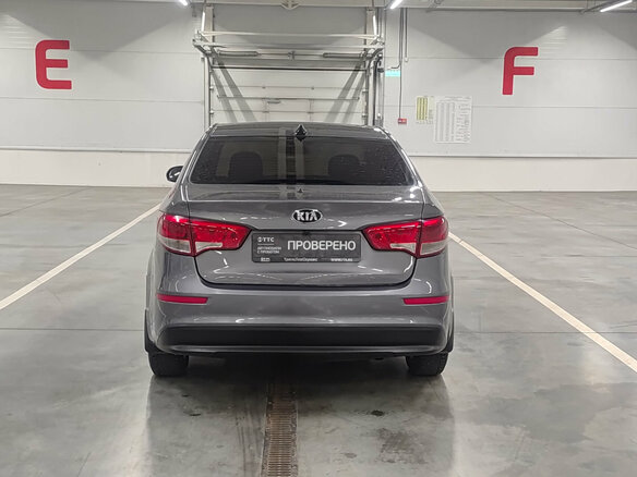 2016 Kia Rio III Рестайлинг, серый, 870000 рублей - вид 5
