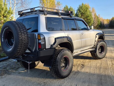 2007 Nissan Patrol V (Y61) Рестайлинг, серебристый, 3620000 рублей, вид 3