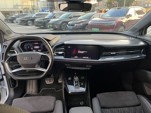 2024 Audi Q4 e-tron 50 quattro I, белый, 4790200 рублей - вид 8