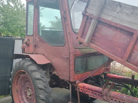 1985 ХТЗ Т-16, красный, 170000 рублей, вид 2