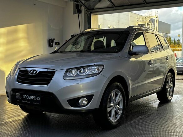 2011 Hyundai Santa Fe II Рестайлинг, серебристый, 1250000 рублей