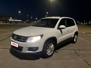 2014 Volkswagen Tiguan I Рестайлинг, белый, 990000 рублей, вид 1