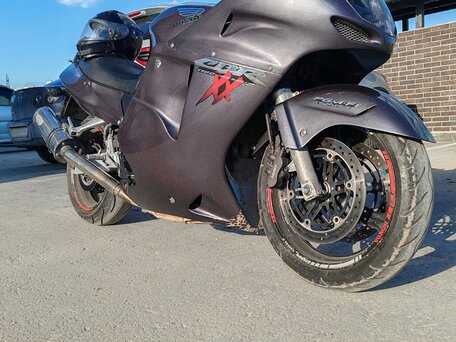 1996 Honda CBR 1100 XX, серый, 650000 рублей, вид 2