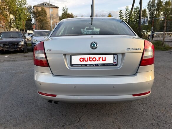 2012 Skoda Octavia II (A5) Рестайлинг, серебристый, 808000 рублей - вид 5