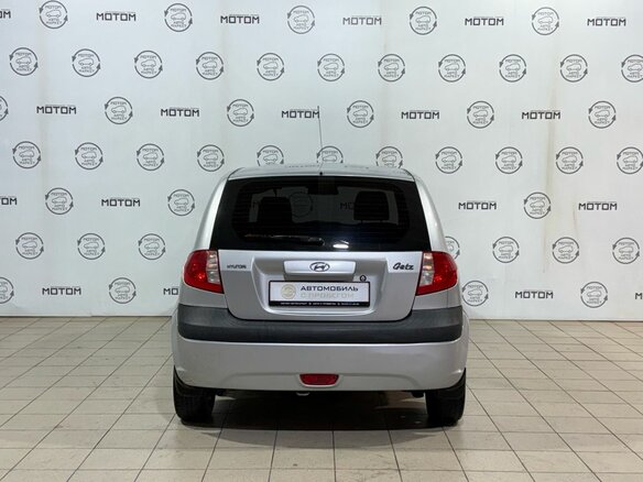 2010 Hyundai Getz I Рестайлинг, серебристый - вид 6