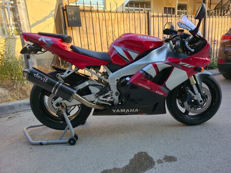 2000 Yamaha YZF-R1, красный, 550000 рублей, вид 2