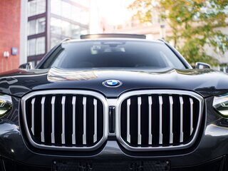 2022 BMW X3 20i xDrive III (G01) Рестайлинг, серый, 6400000 рублей, вид 3