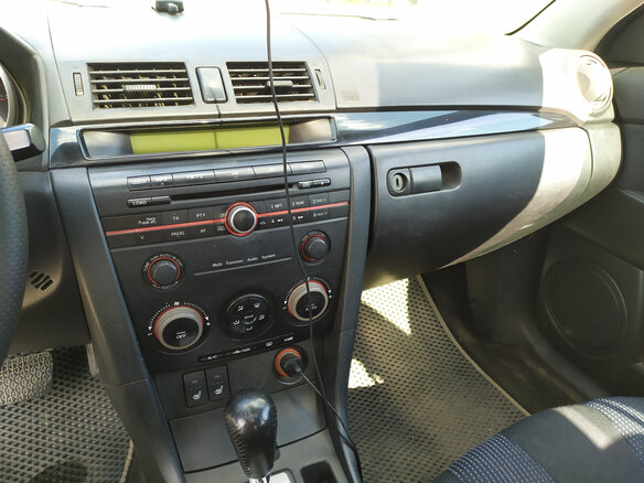 2005 Mazda 3 I (BK), серый, 355000 рублей - вид 7