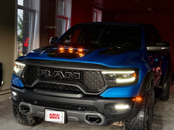 2021 Ram 1500 Crew Cab TRX V, синий, 10800000 рублей - вид 11