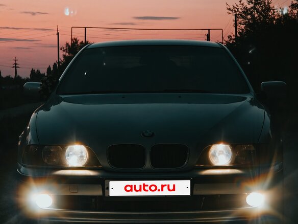 1998 BMW 5 серии 523i IV (E39), серебристый, 600000 рублей