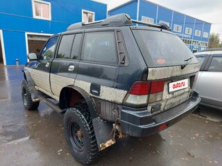 1998 SsangYong Musso I Рестайлинг, чёрный, 620000 рублей, вид 4