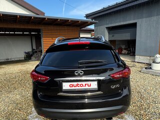 2014 Infiniti QX70, чёрный, 2200000 рублей, вид 3