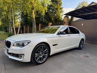 2012 BMW 7 серии Long 740Li xDrive V (F01/F02/F04) Рестайлинг, белый, 3100000 рублей, вид 1