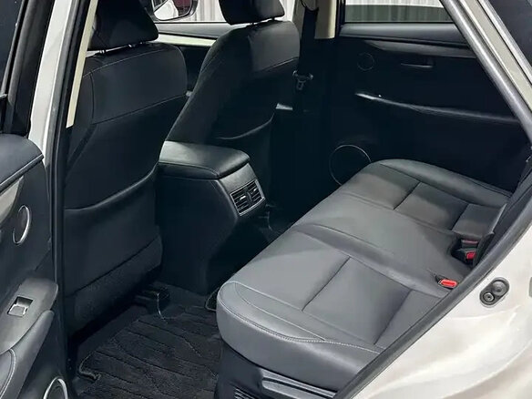 2020 Lexus NX 200 I Рестайлинг, белый, 2950000 рублей - вид 23