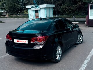2013 Chevrolet Cruze I Рестайлинг, коричневый, 600000 рублей, вид 4