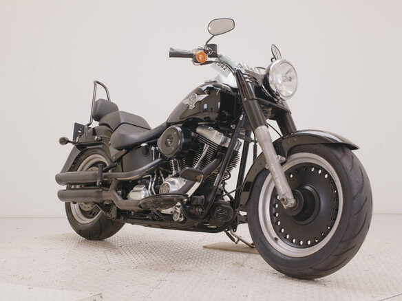 2010 Harley-Davidson Fat Boy, чёрный, 790000 рублей