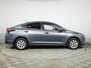 2018 Hyundai Solaris II, серый, 1069585 рублей, вид 4