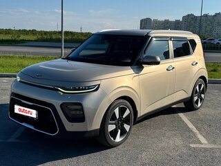 2019 Kia Soul III, бежевый, 1750000 рублей, вид 2