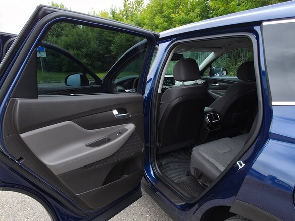 2019 Hyundai Santa Fe IV, синий, 2450000 рублей - вид 12