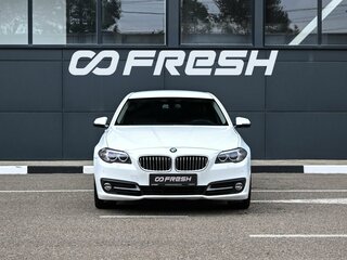 2015 BMW 5 серии 520i VI (F10/F11/F07) Рестайлинг, белый, 1999000 рублей, вид 3