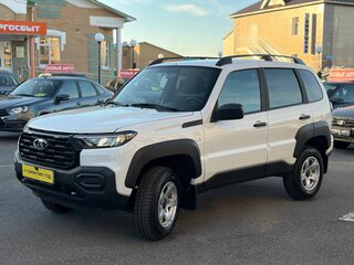 2025 Lada (ВАЗ) Niva Travel I Рестайлинг, белый, 1470000 рублей, вид 3