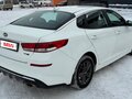 2019 Kia Optima IV Рестайлинг, белый, 1700000 рублей - вид 11