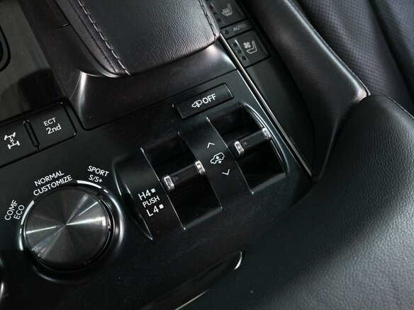 2020 Lexus LX 570 III Рестайлинг 2, чёрный - вид 19