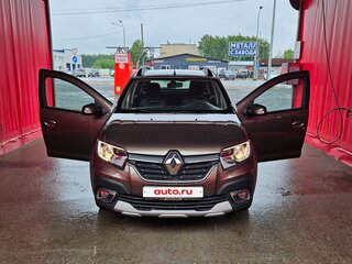 2021 Renault Sandero Stepway II Рестайлинг, коричневый, 1565000 рублей, вид 1